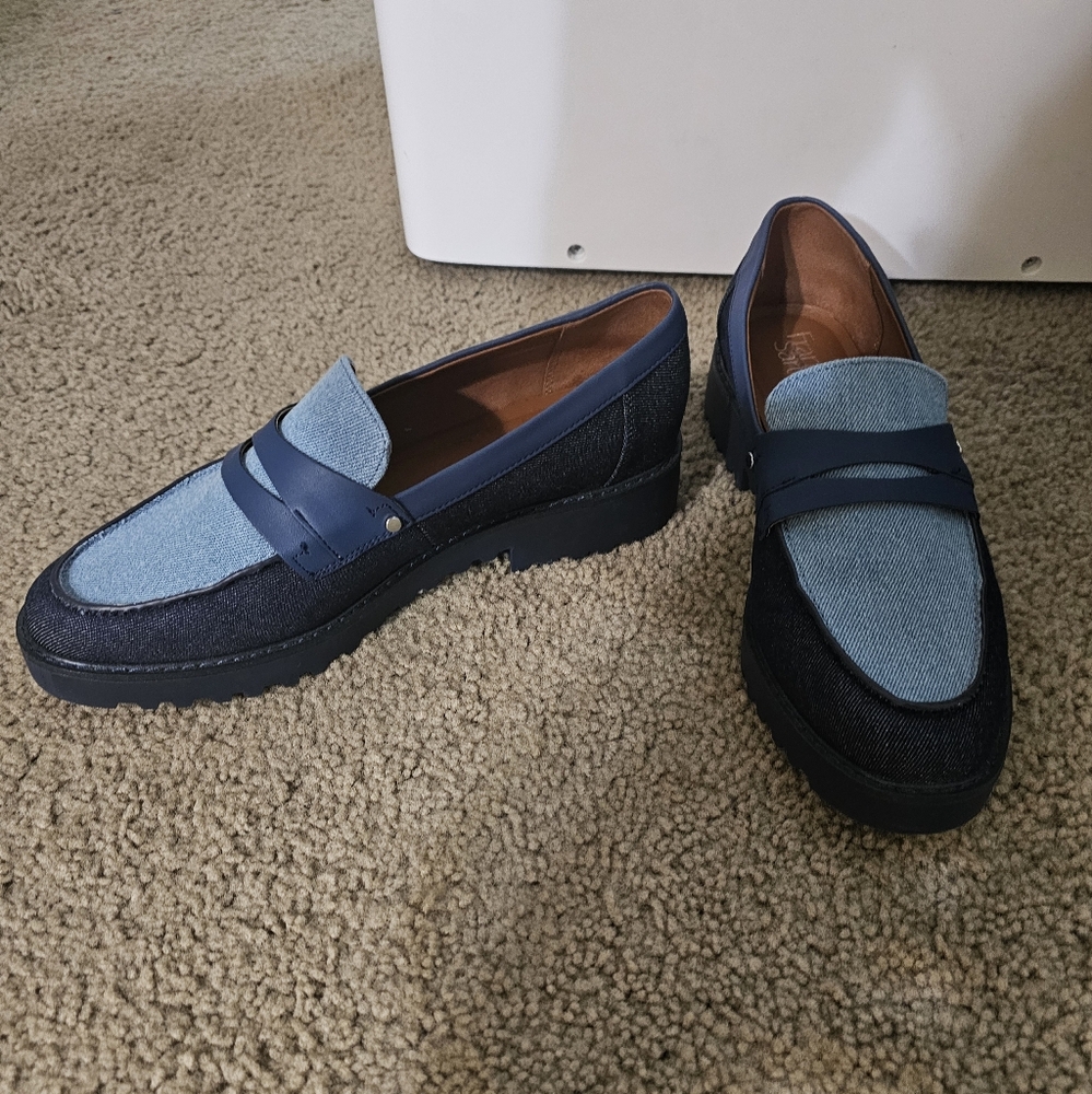 Stylish Blue Loafers for Women